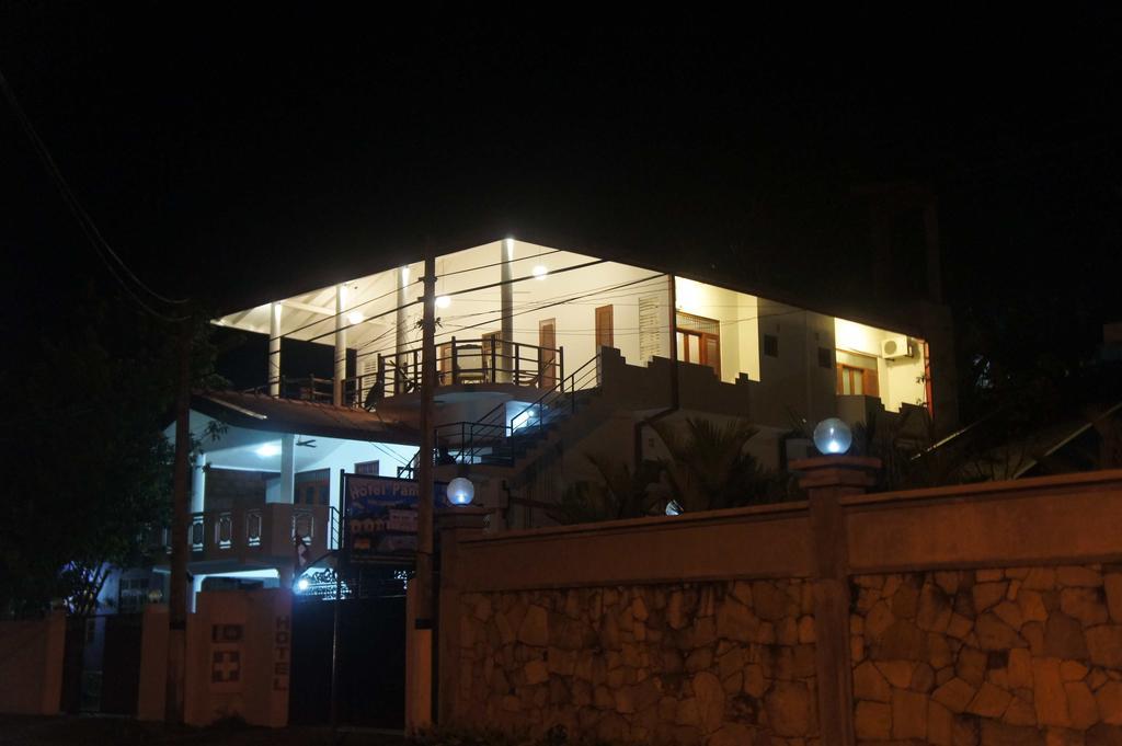 Sam'S Guest House Unawatuna Exterior foto
