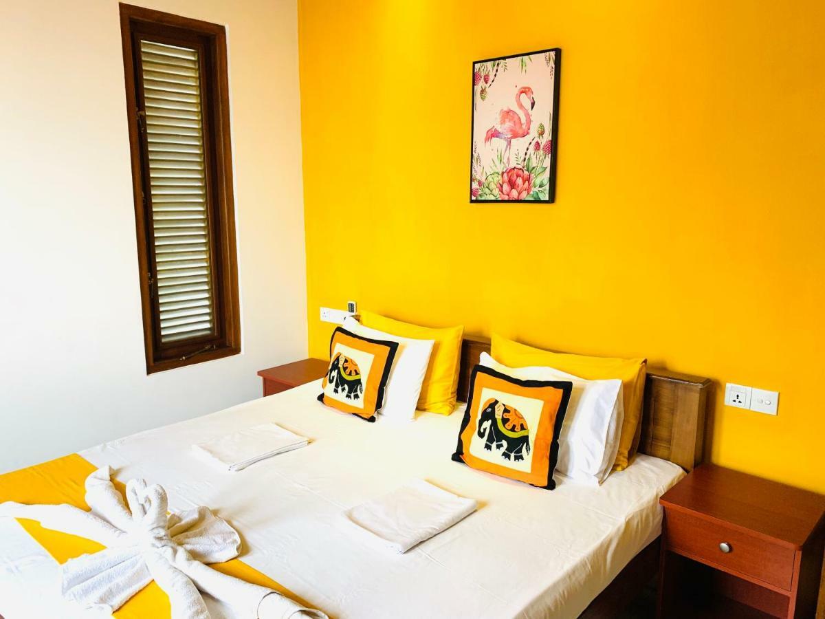 Sam'S Guest House Unawatuna Exterior foto