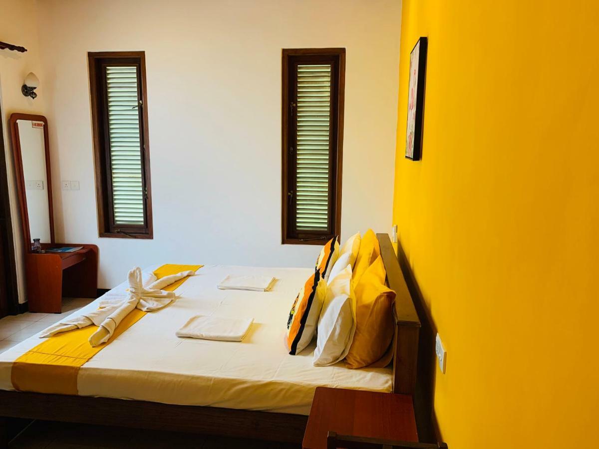 Sam'S Guest House Unawatuna Exterior foto