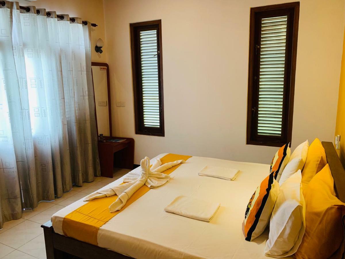 Sam'S Guest House Unawatuna Exterior foto